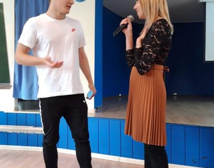 EDUKACYJNO-INFORMACYJNY CYKL SPOTKAŃ  Z MISTRZAMI I SPECJALISTAMI SPORTOWYMI ,,TWARZĄ W TWARZ”